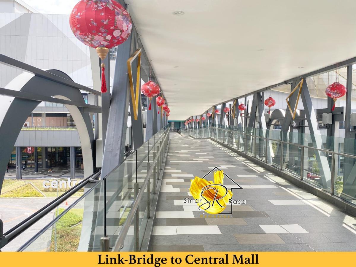Sinar Rasa Homestay At I-Soho, I-City Shah Alam Ngoại thất bức ảnh Link-Bridge to Central Mall