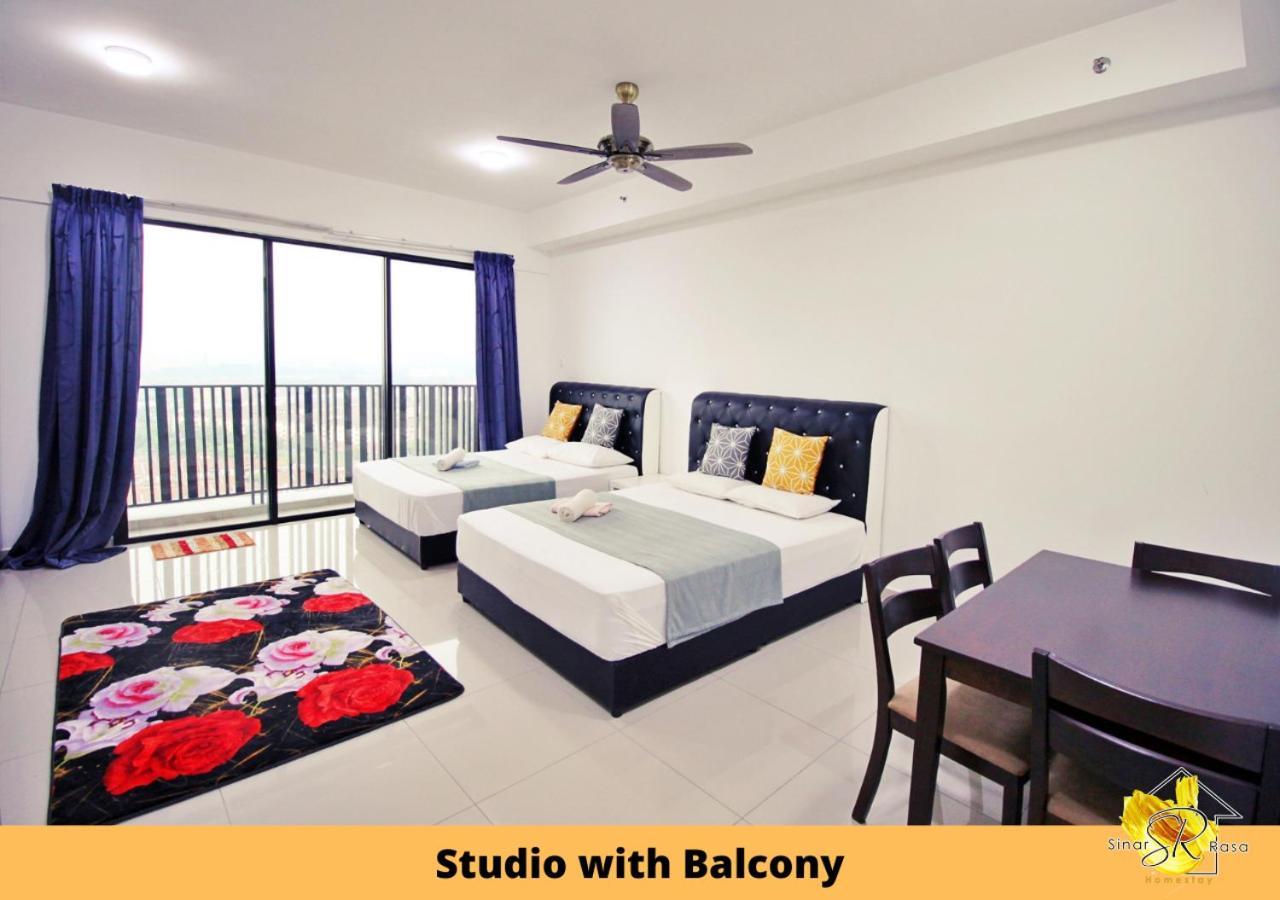 Sinar Rasa Homestay At I-Soho, I-City Shah Alam Ngoại thất bức ảnh Studio with Balcony